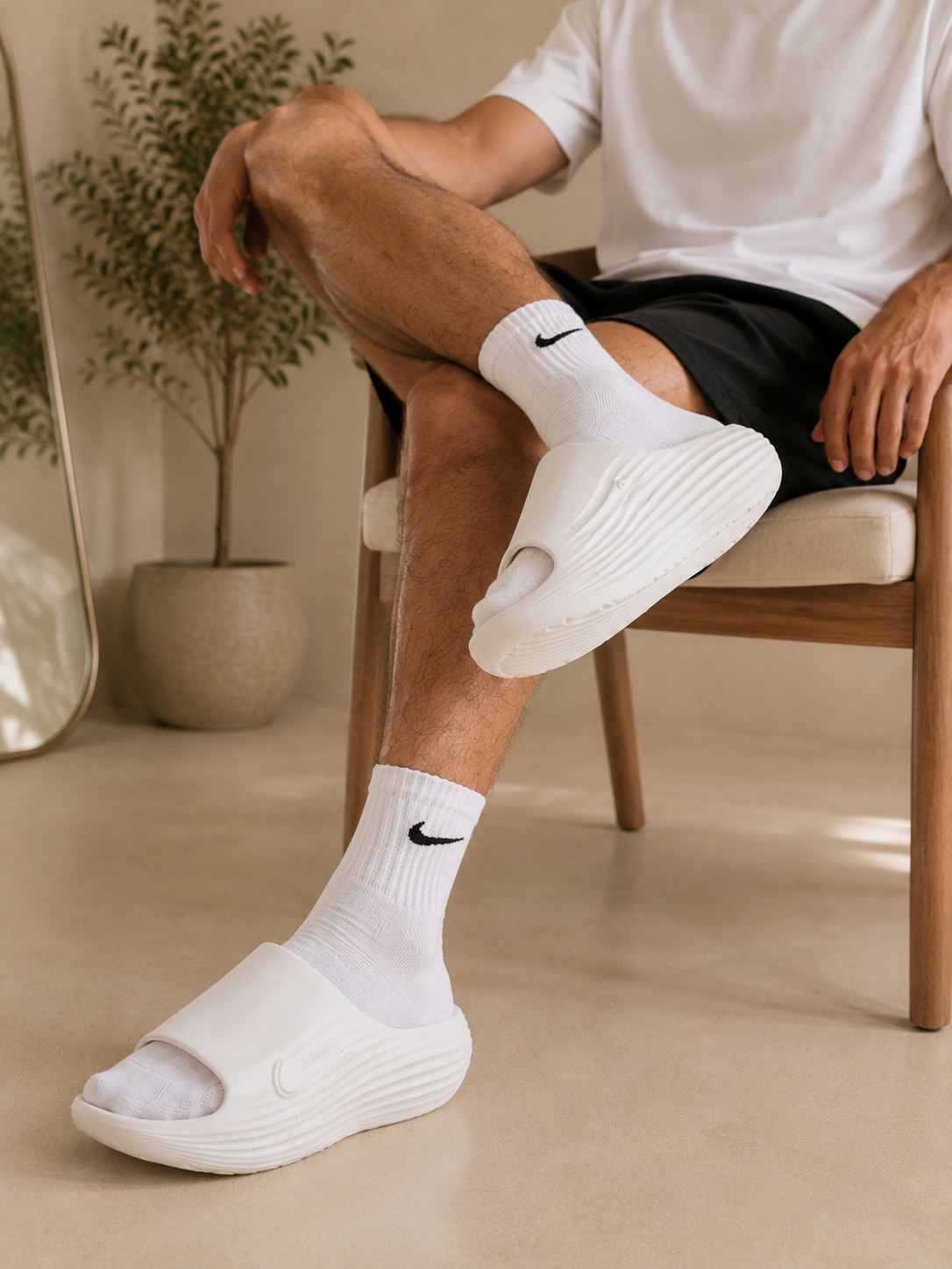 Nike Relaxed Eva Sleeper