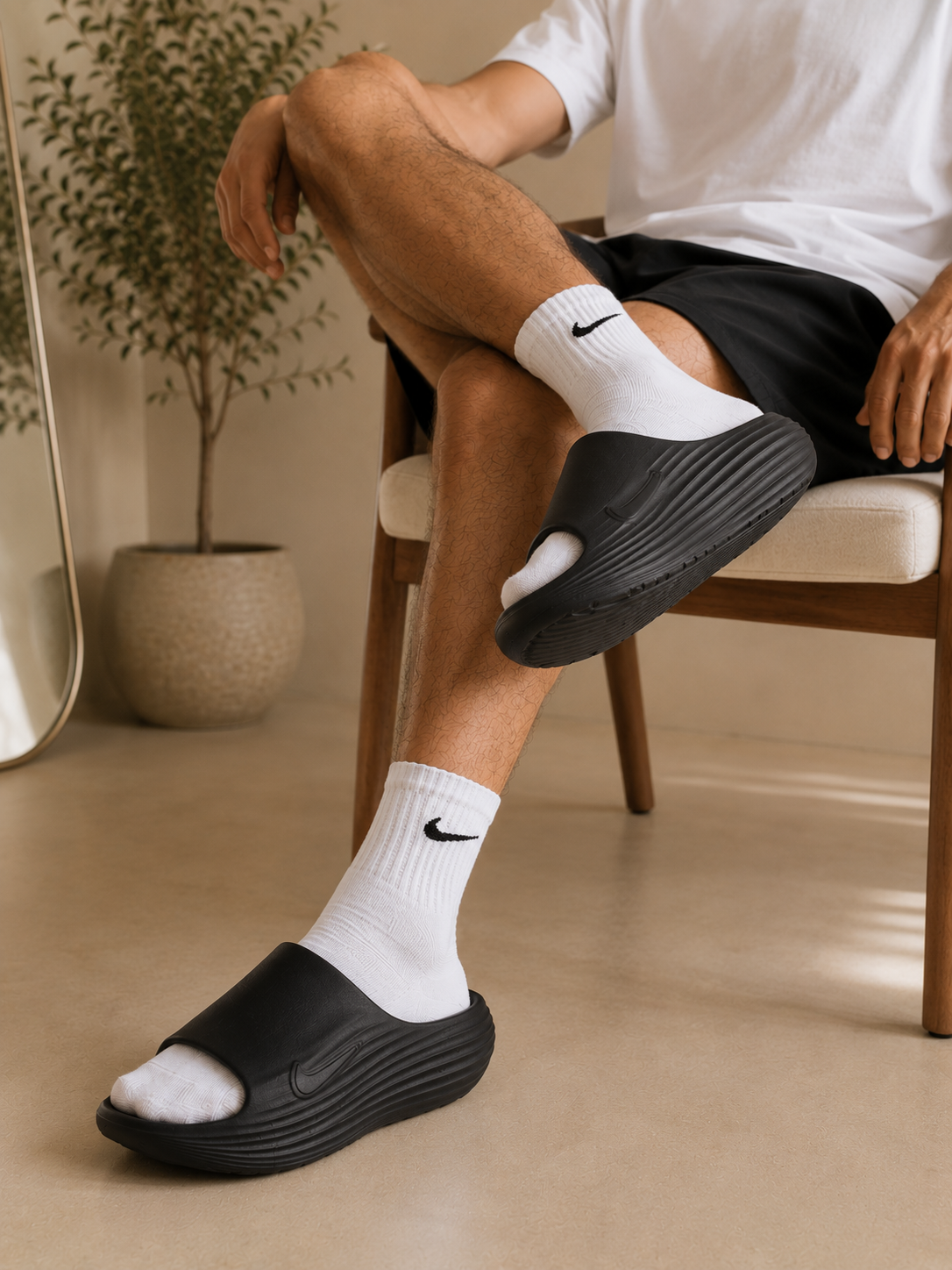Nike Relaxed Eva Sleeper