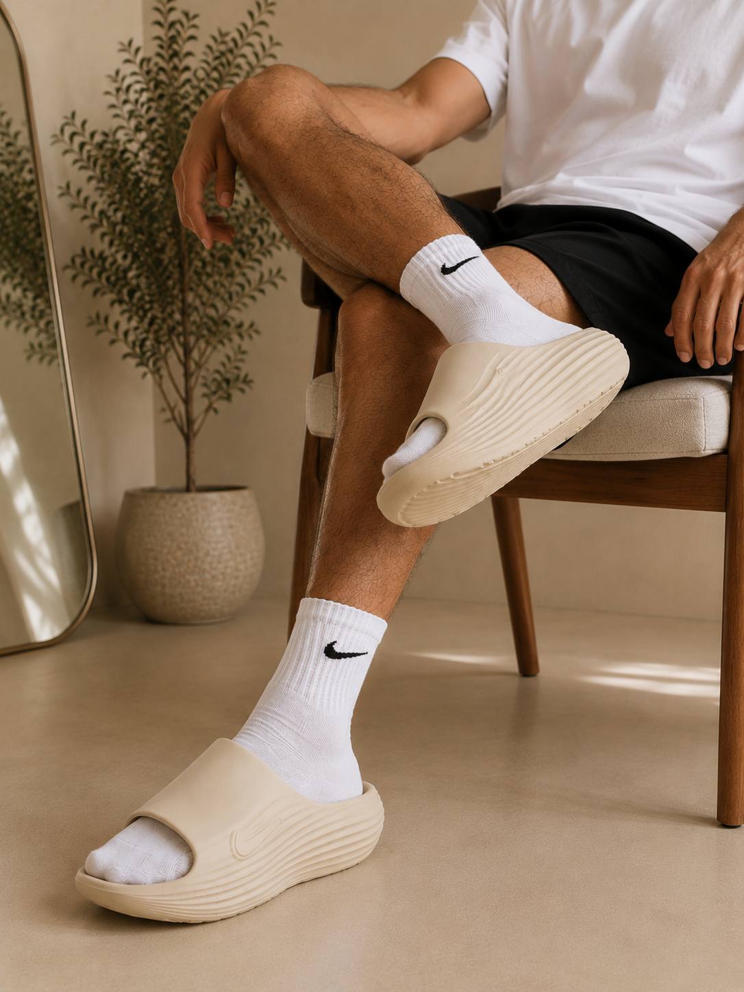 Nike Relaxed Eva Sleeper